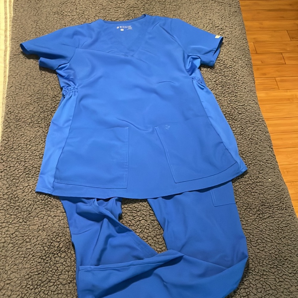 Medcouture XS Maternity Scrub set, Royal Blue